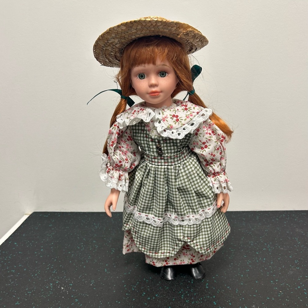 Anne of Green Gables 100 year Anniversary Vinyl Doll, 2008